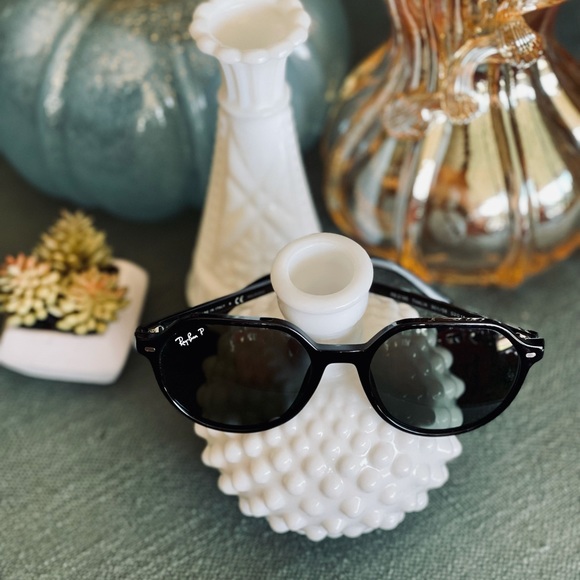 NOT FOR SALE•SOLD•Ray Ban Thalia Polarized Sunglasses - Picture 2 of 7